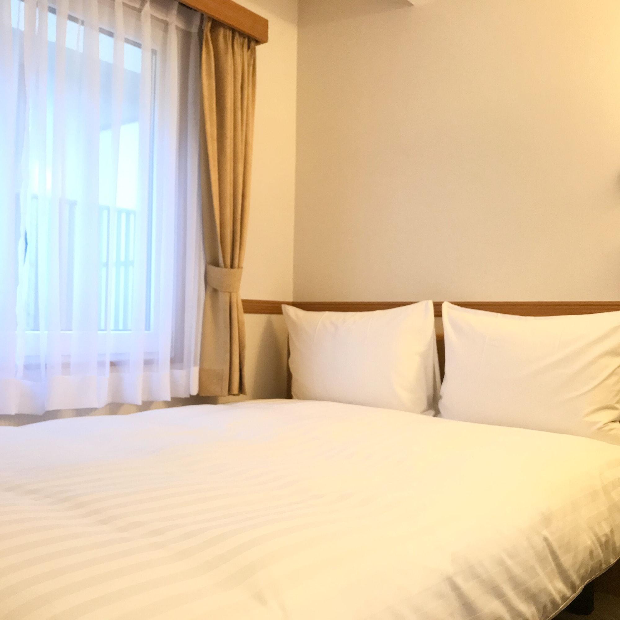 Toyoko Inn Yokohama Tsurumi Eki Higashi Guchi מראה חיצוני תמונה