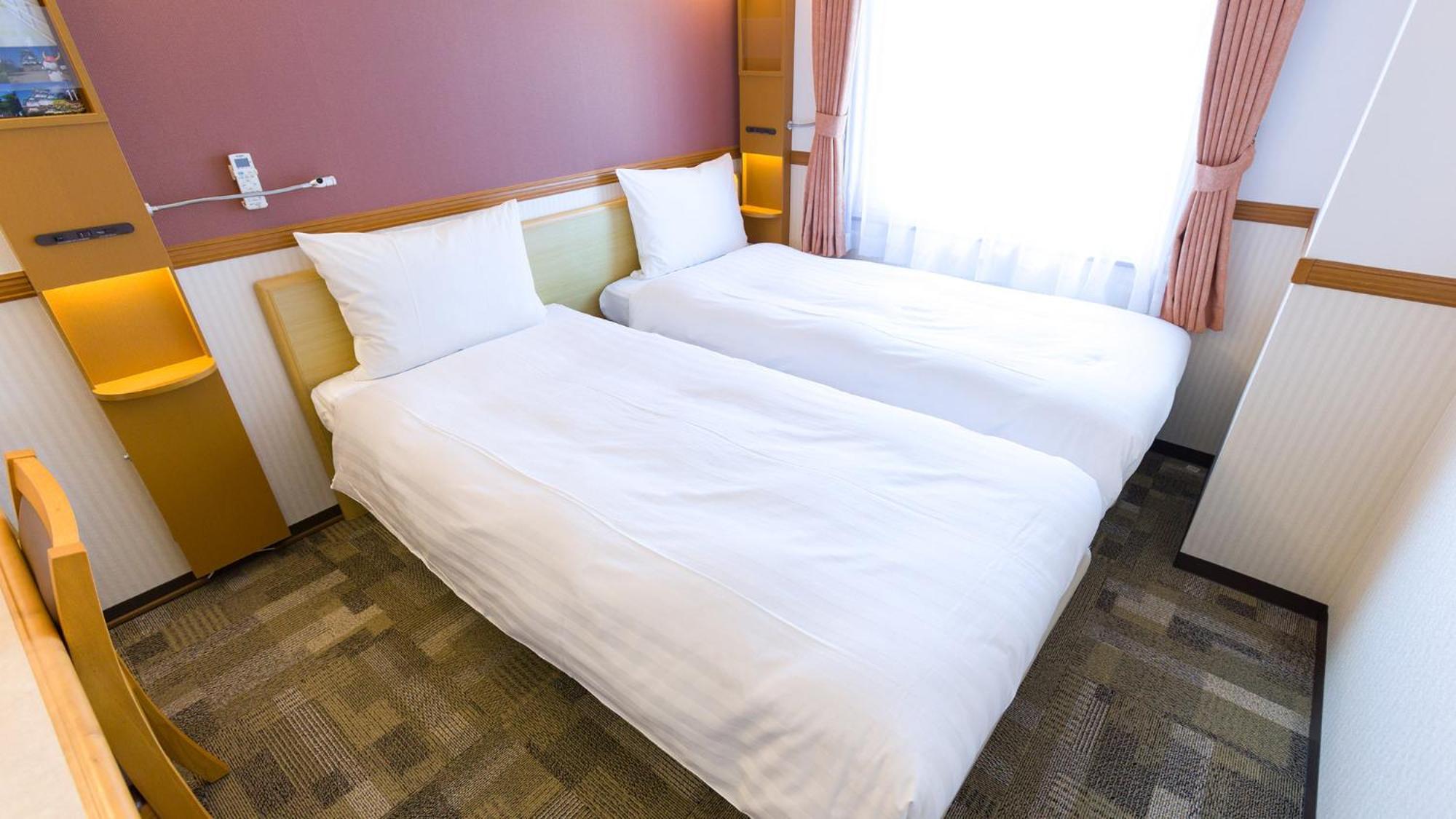 Toyoko Inn Yokohama Tsurumi Eki Higashi Guchi חדר תמונה