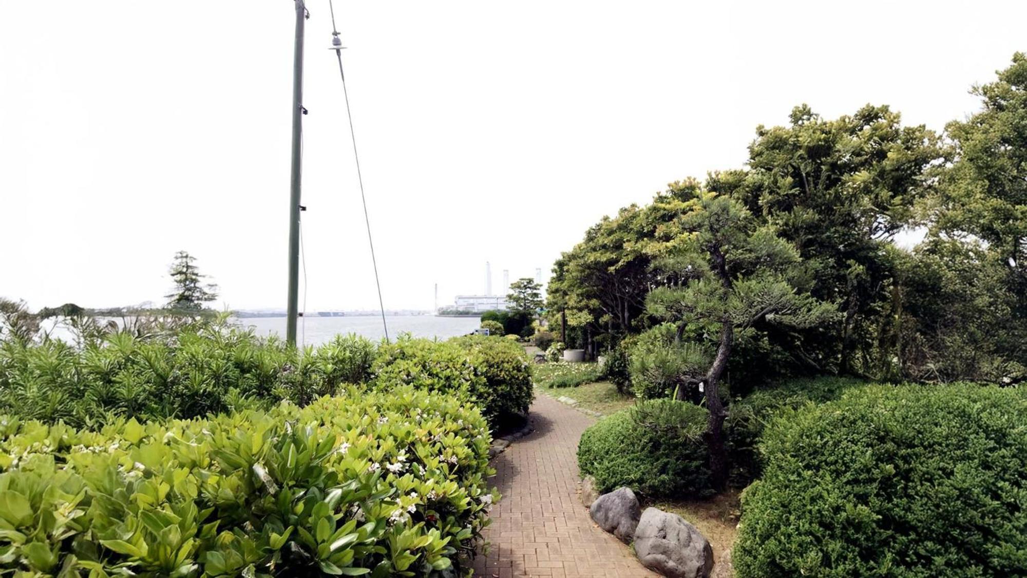 Toyoko Inn Yokohama Tsurumi Eki Higashi Guchi מראה חיצוני תמונה