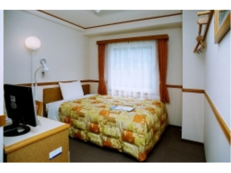 Toyoko Inn Yokohama Tsurumi Eki Higashi Guchi מראה חיצוני תמונה